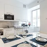 Three Bedroom In Historical Centre -bairro Alto *