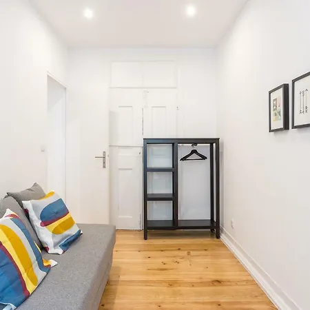Apartamento Three Bedroom In Historical Centre -bairro Alto *